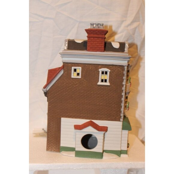 Dept 56 Dickens Village - Crown & Cricket Inn - Picture 3 of 6